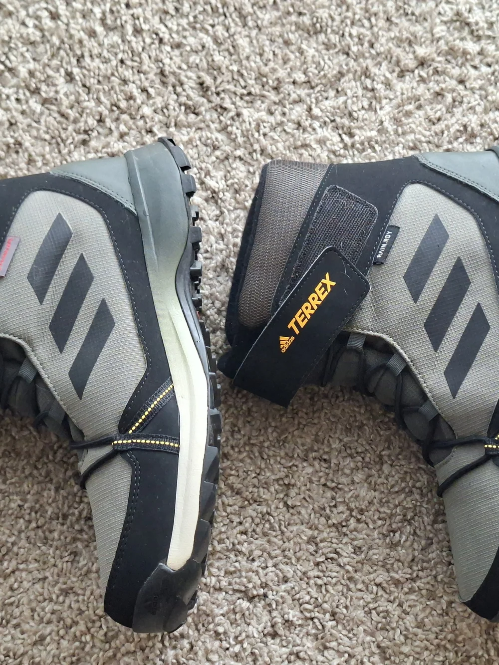 Adidas Terrex RAIN.RDY Winter Hiking Boots Gray/Black Men's Size 6.5 Waterproof